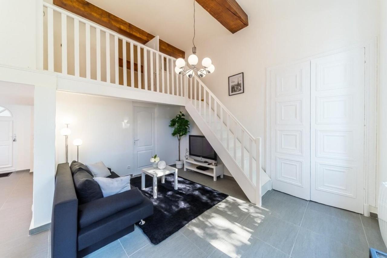The Charming Fleury 2 Bedrooms Apartment